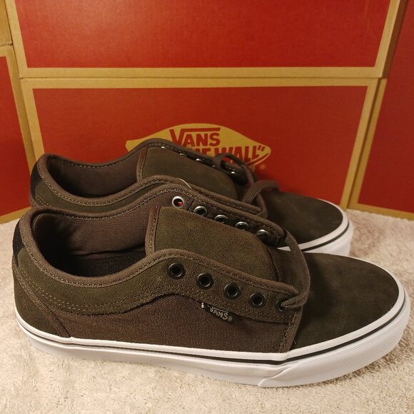 Vans Men's 7.5/Women's 9 Chukka Low Pro Olive Green/True White - Picture 1 of 12